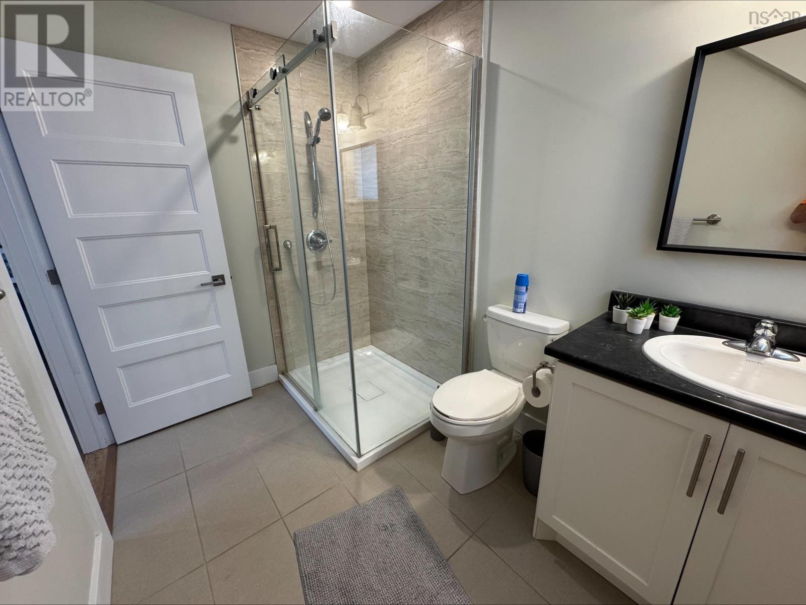 520 Bedford Highway, Bedford, Nova Scotia  B3M 2L7 - Photo 27 - 202601192