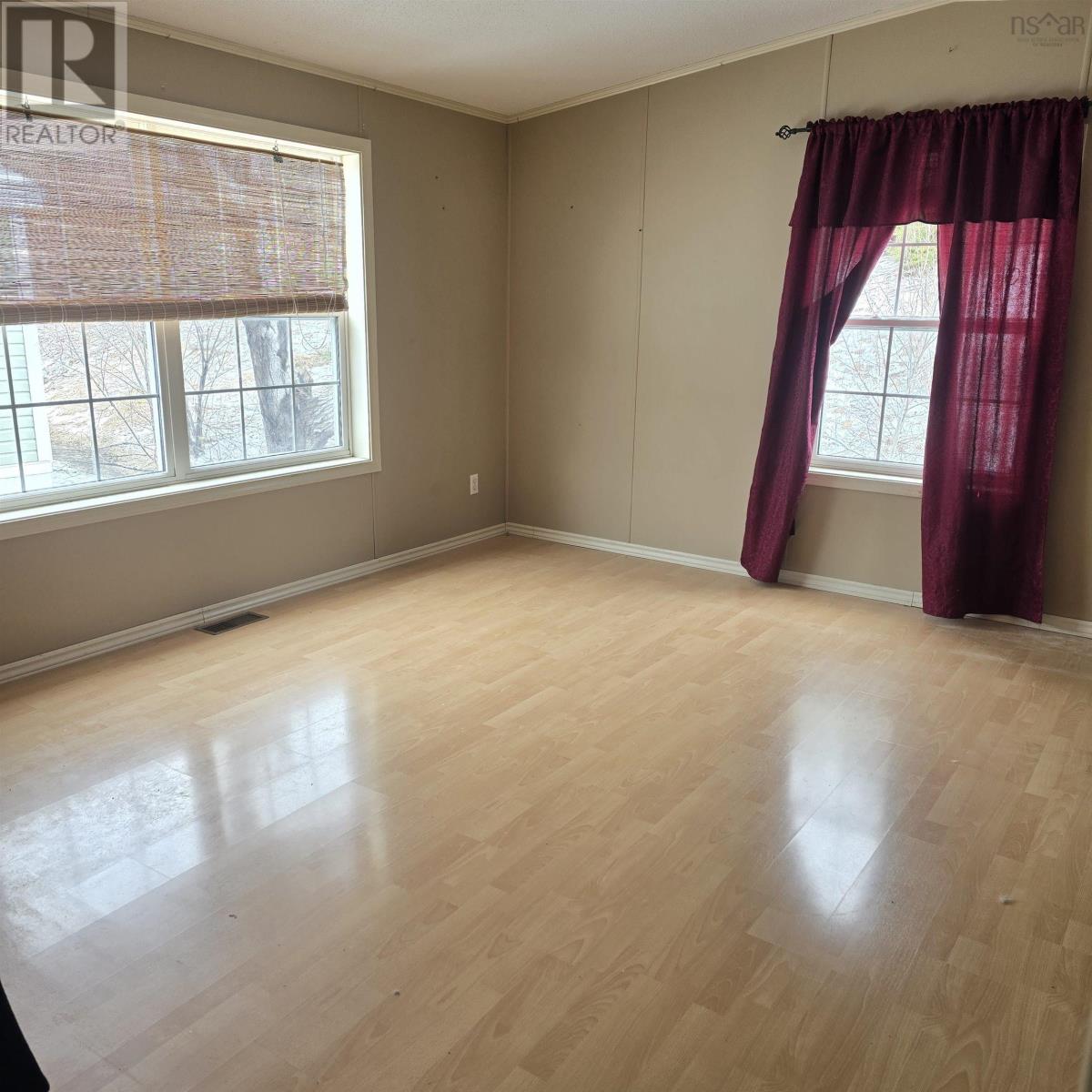 21 Parkwood Avenue, North Grant, Nova Scotia  B2G 2L1 - Photo 13 - 202606330