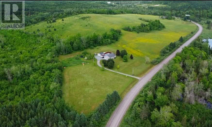 263 Old Pinevale Road, Pinevale, Nova Scotia  B2G 2L3 - Photo 5 - 202618873